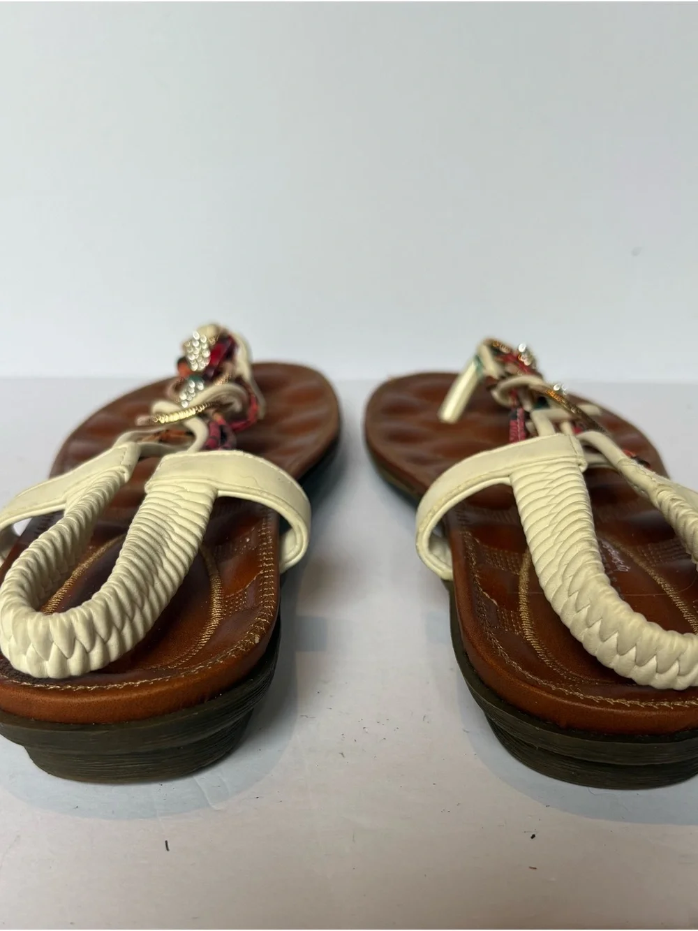 Beautiful Patrizia Women’s Cream/Gold Multi Thong Sandals Size 36